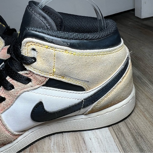 Nike Air Jordan 1 Mid SE GS Shoes ‘Flight Club’ Yellow & Orange Youth 6Y - Picture 8 of 10